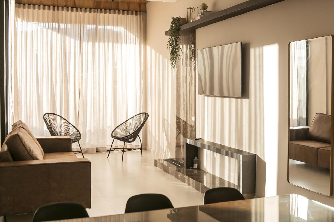 Casa Requinte, 4 Suites , Piscina II Balneário Camboriú Kültér fotó